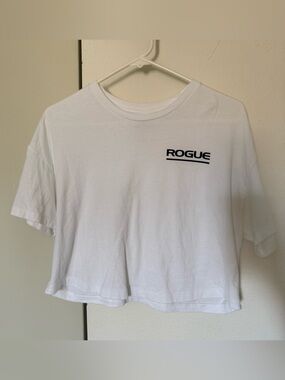 Rogue Women's White Boxy Cropped Tee Size Small